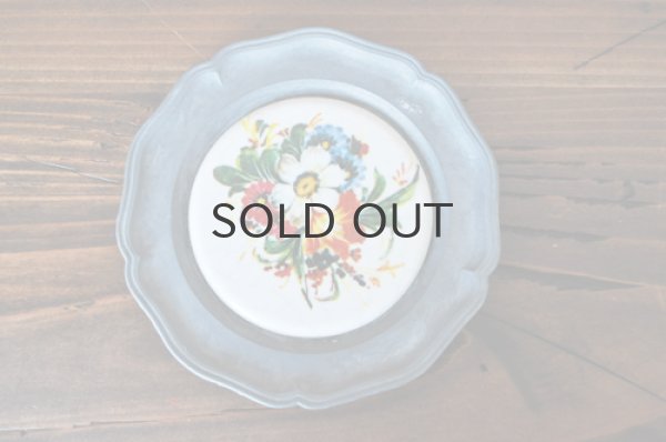 画像1: ドイツ・ピューター＆陶器のミニミニ絵皿/カラフルブーケ