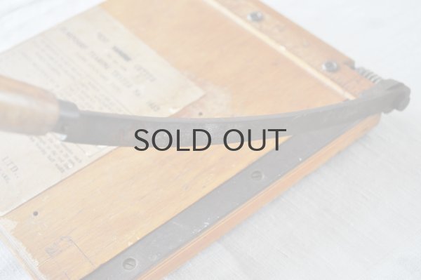 画像4: オランダ・ヴィンテージ 木製裁断機/トリミングボード/LONDON