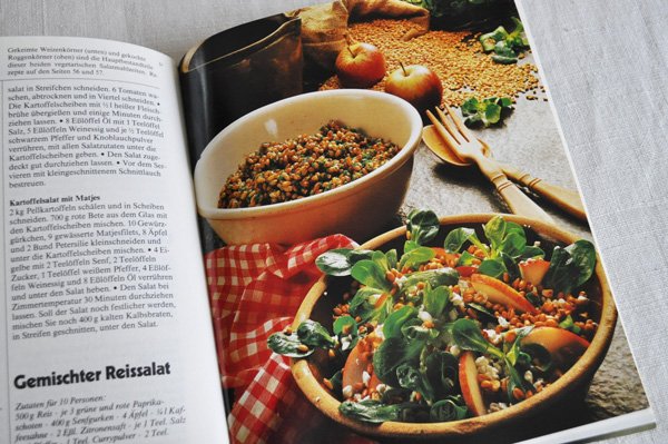 画像3: ドイツ・料理本Bunte Salate mit Variationen(カラフルなサラダ)1984年