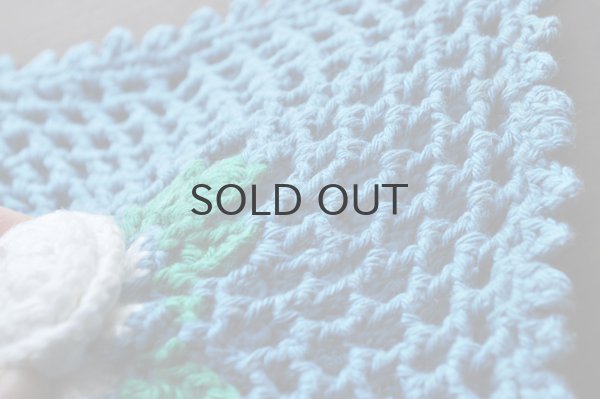 画像4: ドイツ・ヴィンテージ手編みの鍋つかみ/ブルー×白バラ