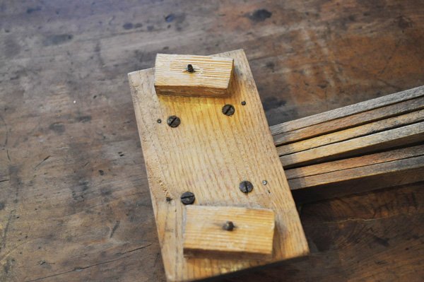 画像6: ドイツ・アンティーク 木製キッチンタオルハンガー6連/無塗装(汚れあり)