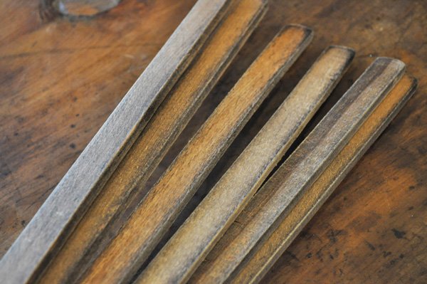 画像4: ドイツ・アンティーク 木製キッチンタオルハンガー6連/無塗装(汚れあり)