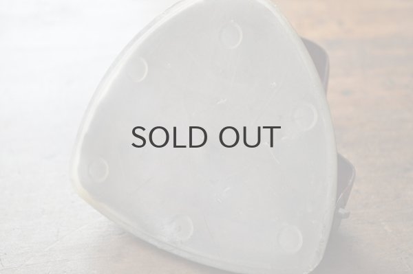 画像3: チェコ・チェコスロバキア時代 ヴィンテージ2つ穴パンチ/ワイン（プラ蓋）