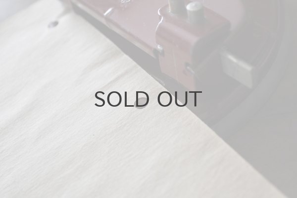 画像6: チェコ・チェコスロバキア時代 ヴィンテージ2つ穴パンチ/ワイン（プラ蓋）