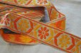 画像2: ベルギー・ヴィンテージ 刺繍トリムリボン/幅広/オレンジ花 (2)