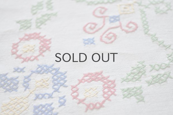 画像4: ドイツ・ヴィンテージ 刺繍ミニテーブルクロス／縁レース