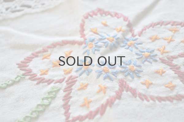 画像3: ドイツ・ヴィンテージ 刺繍のテーブルセンター／楕円／縁レース
