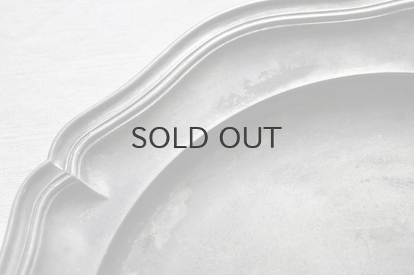 画像4: フランス・アンティーク ピューター（エタン）花リムプレート