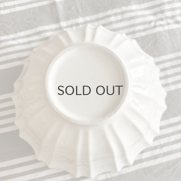 画像3: フランス・ギサギザリムのサラダボウル/エクリュ/窯元不明