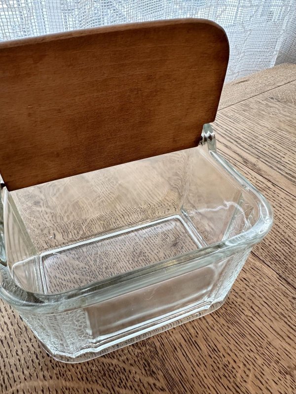 画像3: フランス・ヴィンテージ フレンチガラスの塩入れキャニスター 木製蓋