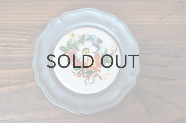 画像1: ドイツ・ピューター＆陶器のミニミニ絵皿/カラフルブーケ