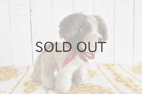 画像2: ドイツ・ヴィンテージ/犬のぬいぐるみ/赤リボン