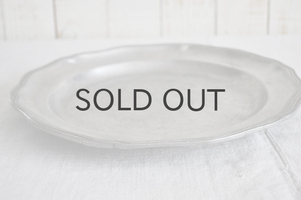 画像2: アメリカ・ヴィンテージピューター製プレート/花リム/WiltonColumbia.PA