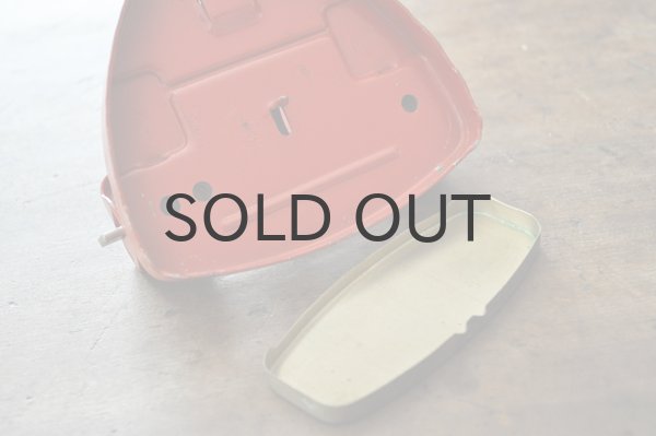 画像4: チェコ・チェコスロバキア時代 ヴィンテージ2つ穴パンチ/赤