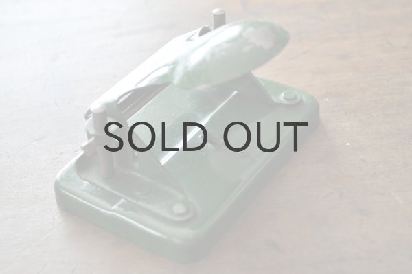 画像2: ドイツ・ヴィンテージ2つ穴パンチ/グリーン