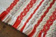 画像4: ドイツ・ヴィンテージ 織り柄模様のテーブルマット/アイボリー×朱赤