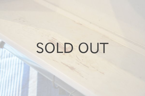 画像5: 【送料無料】ドイツ・ヴィンテージ フック付き壁掛け収納棚/薄グレーホワイト