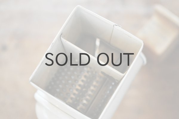 画像5: ドイツ・アンティーク チーズグレーター/ドラム回転式/ホワイト