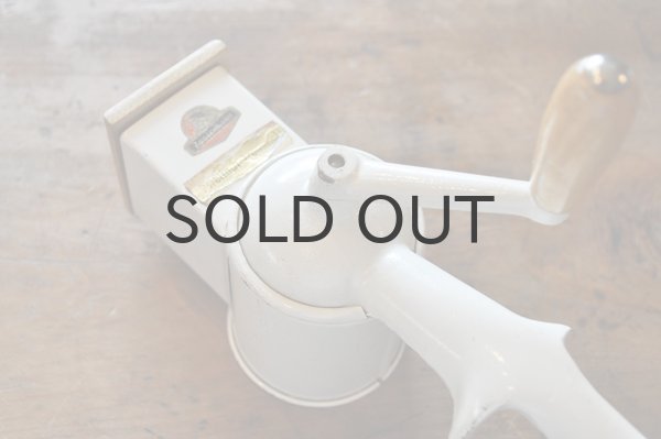 画像3: ドイツ・アンティーク チーズグレーター/ドラム回転式/ホワイト