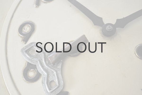 画像7: 【送料無料】チェコ・アンティーク ネジ巻き壁掛け時計/木製/アイボリー