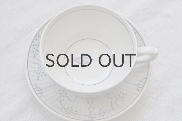 画像2: ベルギー・BOCH（ボッホ）サキソニー柄（ブルーフルーテッド）　大きめカップ＆ソーサー