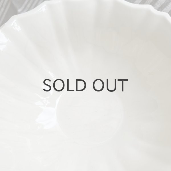 画像4: フランス・ギサギザリムのサラダボウル/エクリュ/窯元不明