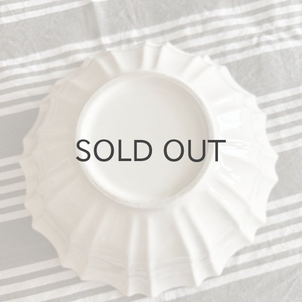 画像3: フランス・ギサギザリムのサラダボウル/エクリュ/窯元不明