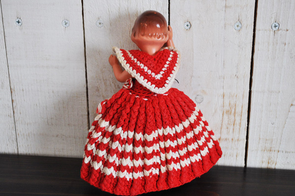 画像: ◆50％off◆ドイツ・ヴィンテージ 陶器のお人形/赤いドレス