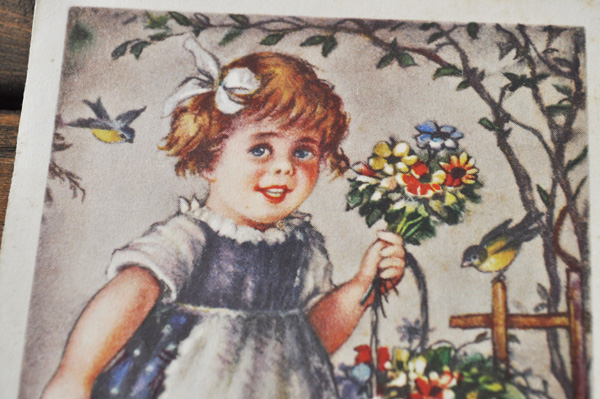 画像2: ドイツ・ヴィンテージポストカード/花を持った少女